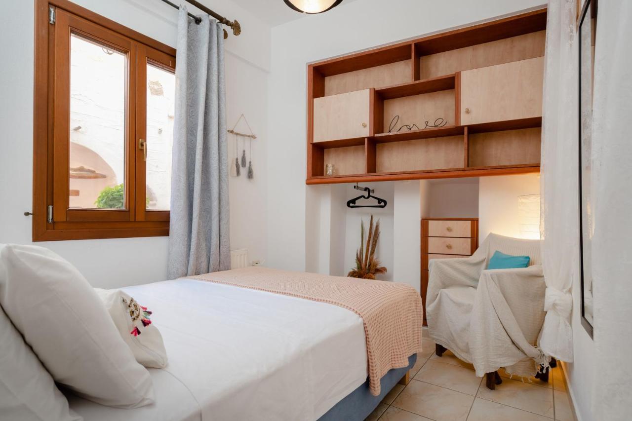 Small Apartment In Grotta Naxos Naxos City エクステリア 写真